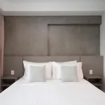 360 Suites Downtown Republica